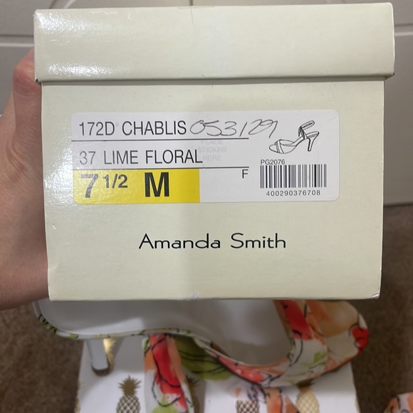 FLORAL FABRIC SELF TIE HEELS - Picture 10 of 12